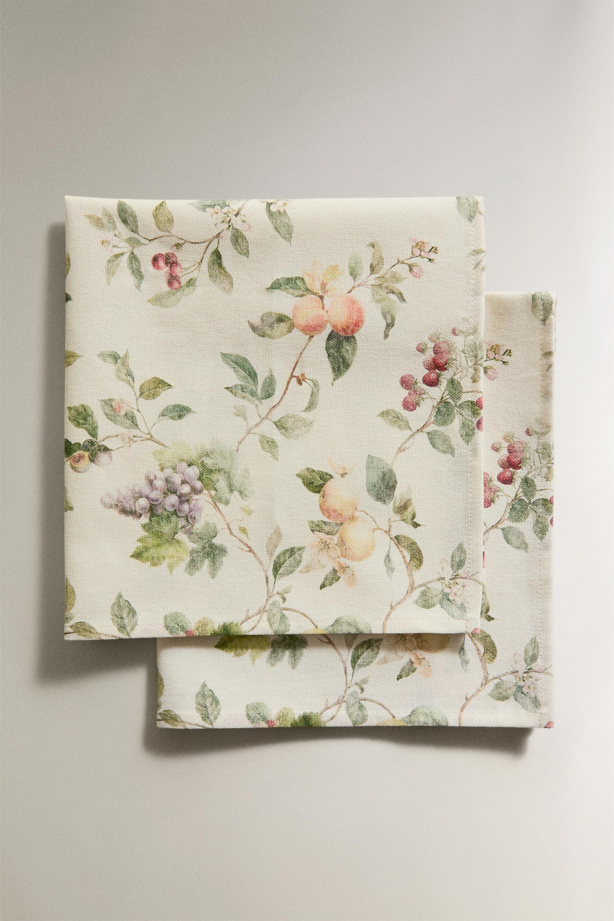 BOTANICAL PRINT NAPKINS (PACK OF 2)